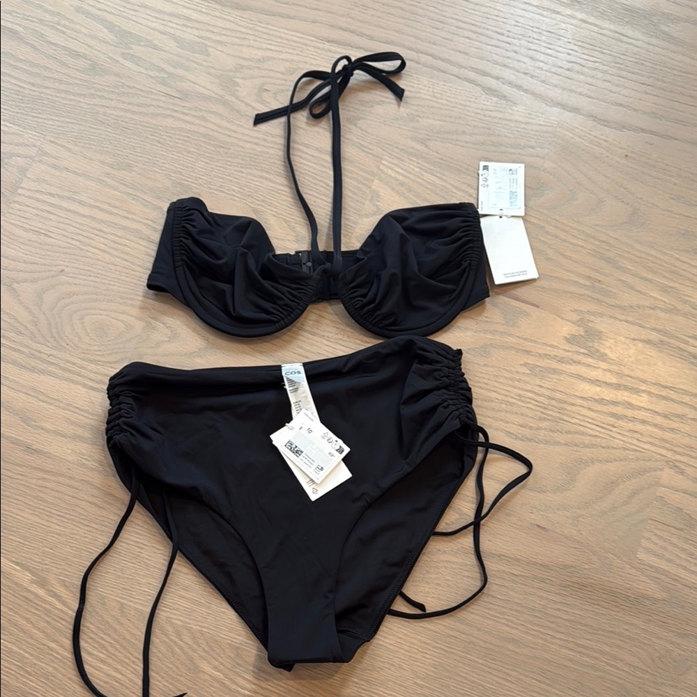 Cos Bikini 👙 NWT